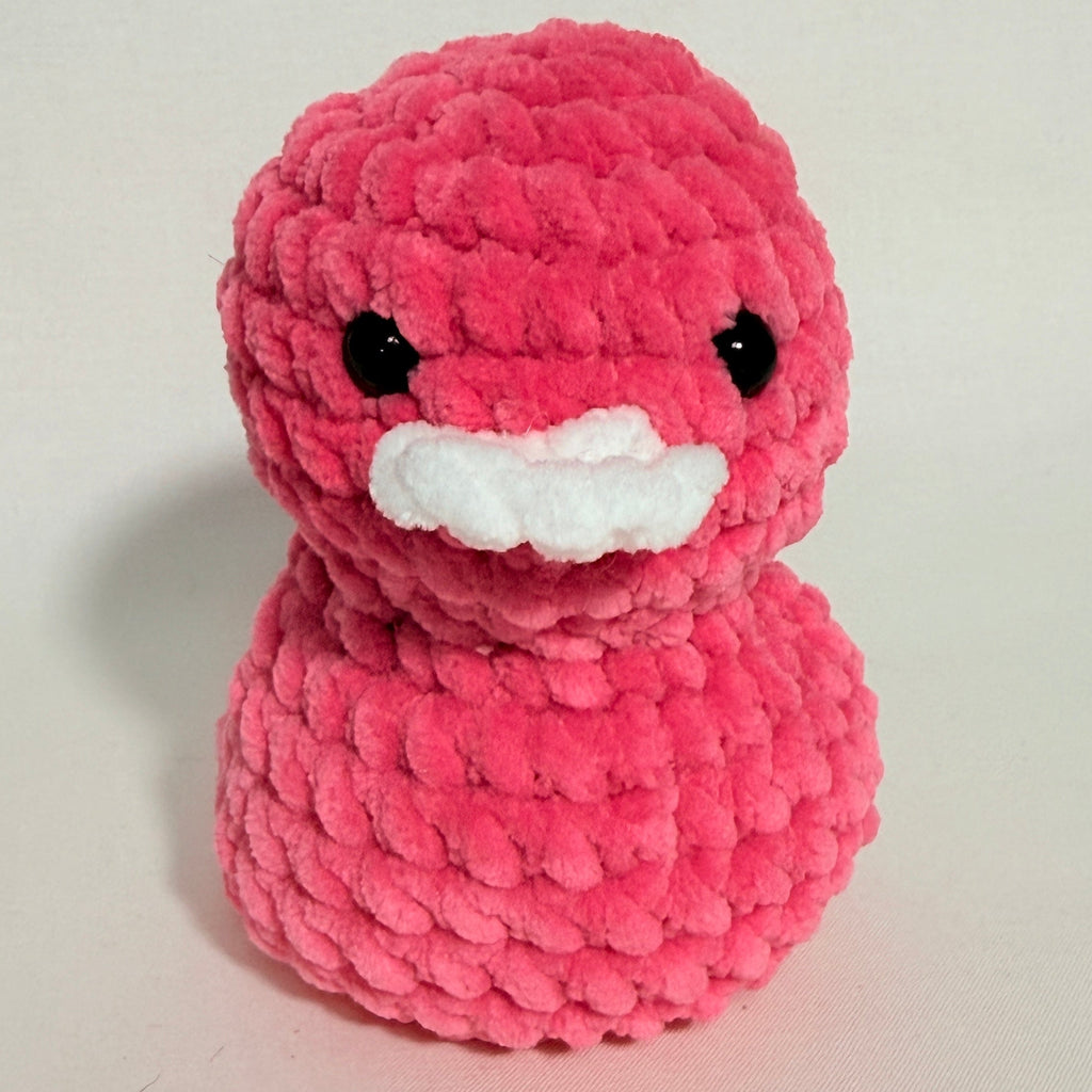 Handgehäkeltes Kuschelentchen „Bubble Pink“ – Amigurumi Plüschtier aus Chenillegarn