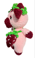 Erdbeer-Kuh Kuscheltier – Handgemachte Amigurumi Kuh im Strawberry Design